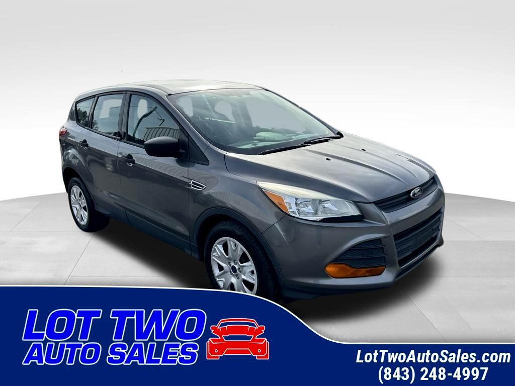 2014 Ford Escape S's photo