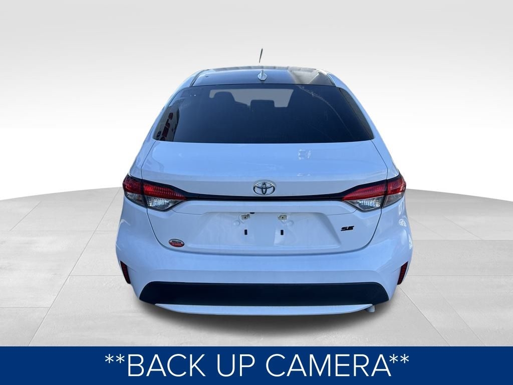 2021 Toyota Corolla LE photo 4