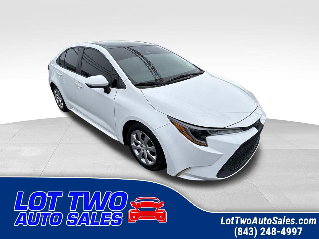 2021 Toyota Corolla LE's photo