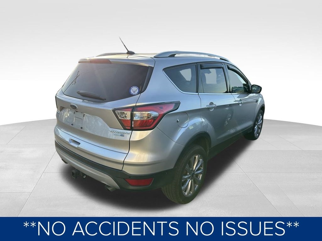 2017 Ford Escape Titanium photo 2