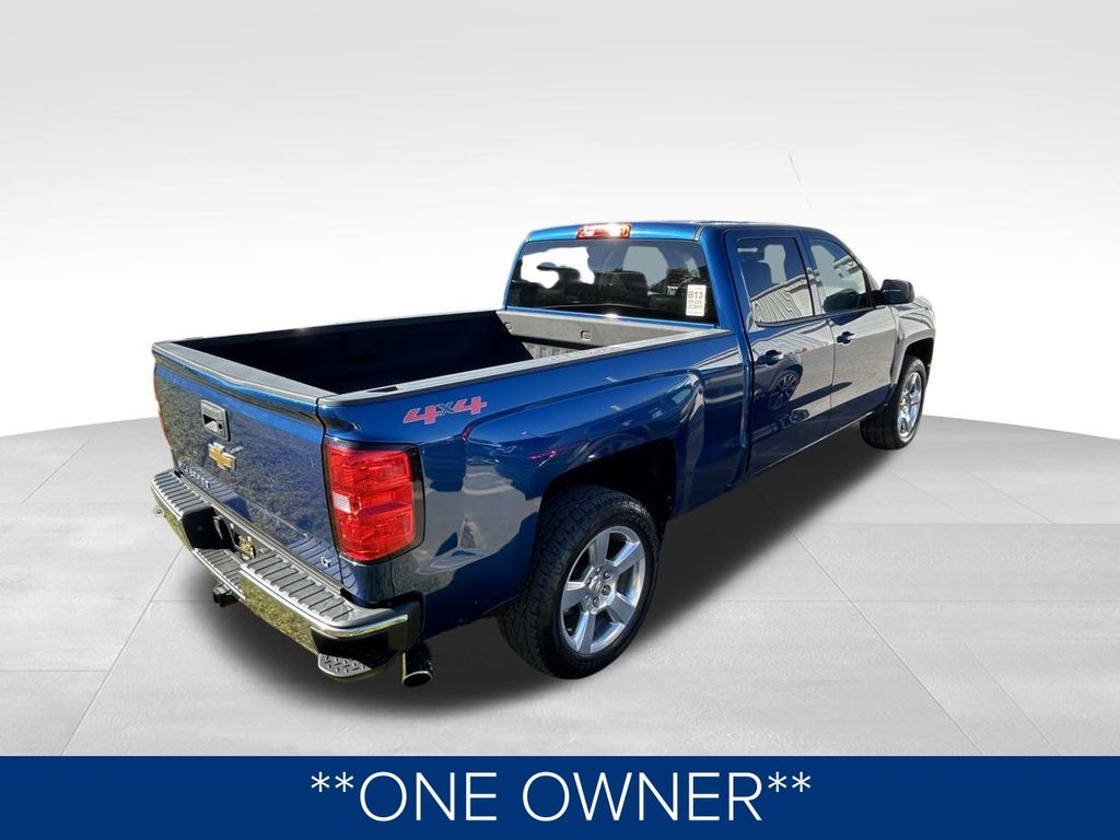 2015 Chevrolet Silverado 1500 LT photo 2