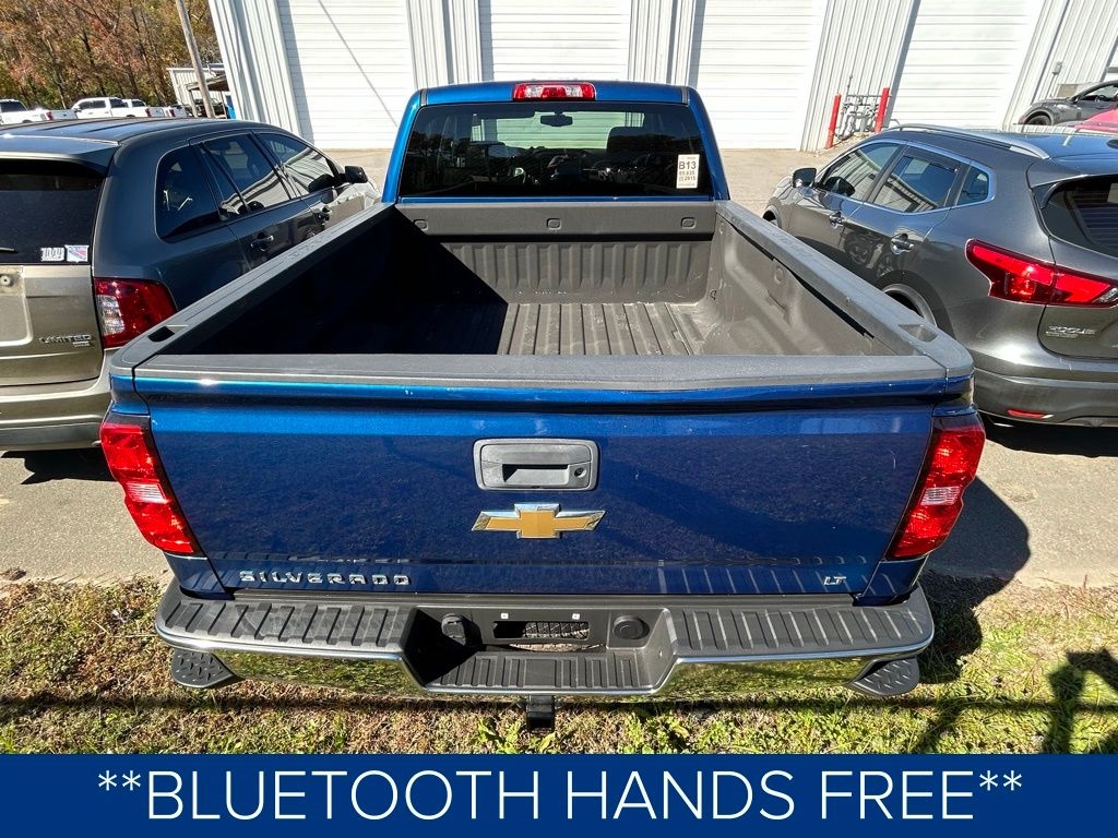 2015 Chevrolet Silverado 1500 LT photo 3