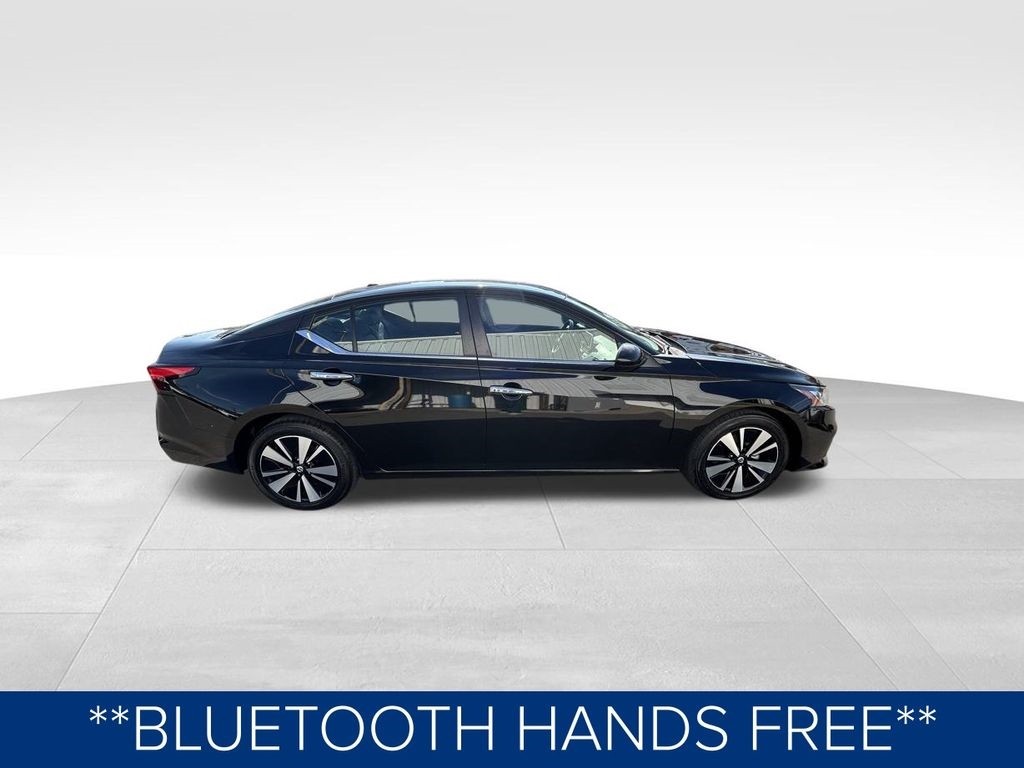 2022 Nissan Altima 2.5 SV photo 3