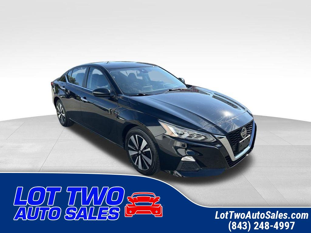 2022 Nissan Altima SV's photo