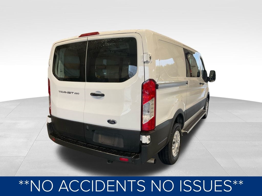 2024 Ford Transit Van Cargo photo 2