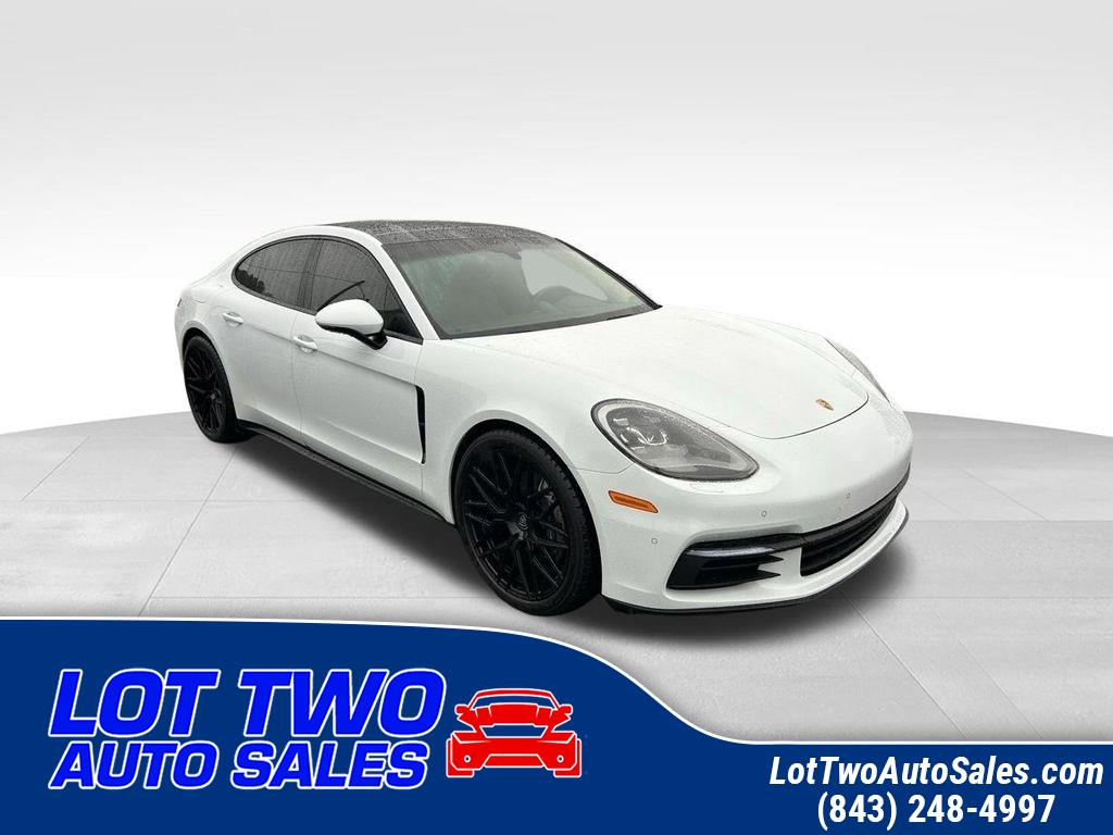 2020 Porsche Panamera Base's photo