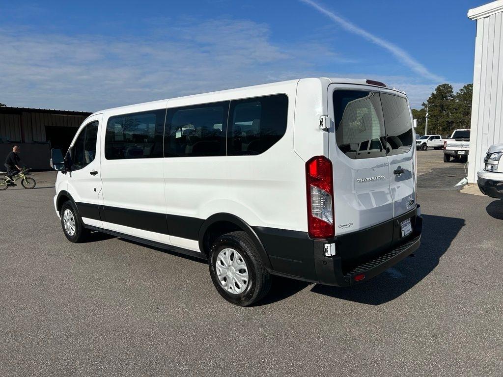 Ford Transit 350 Wagon Low Roof XLT w/Sliding Pass. 148-in. WB 2023