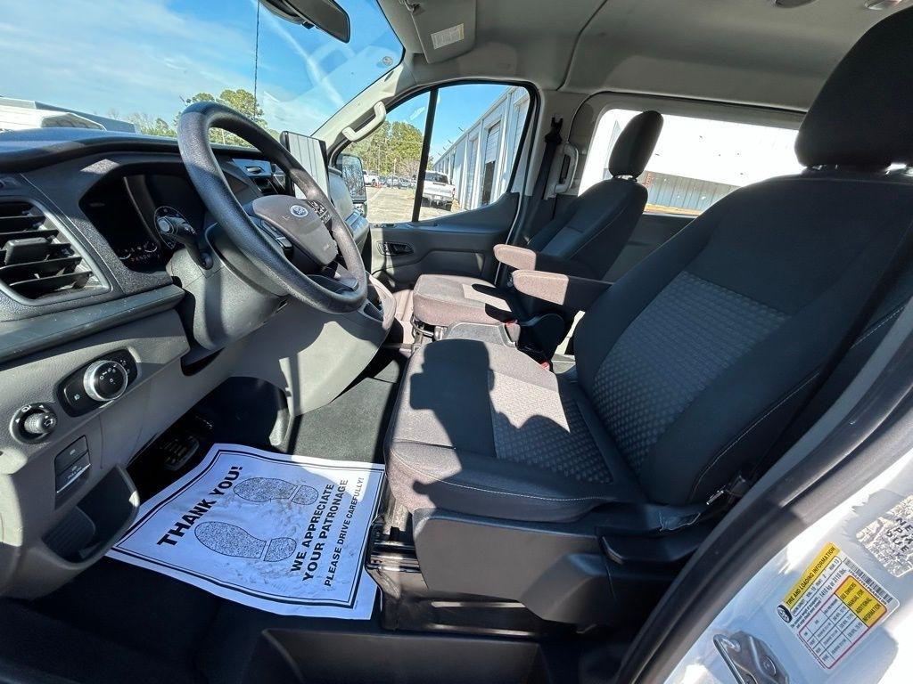Ford Transit 350 Wagon Low Roof XLT w/Sliding Pass. 148-in. WB 2023