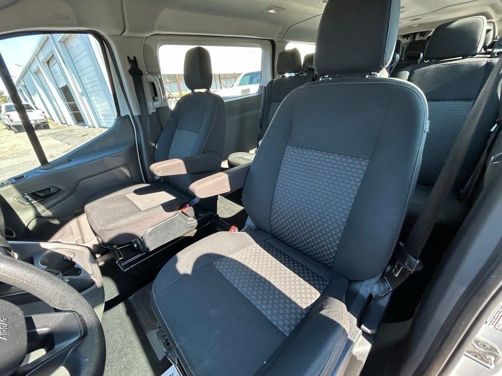 Ford Transit 350 Wagon Low Roof XLT w/Sliding Pass. 148-in. WB 2023