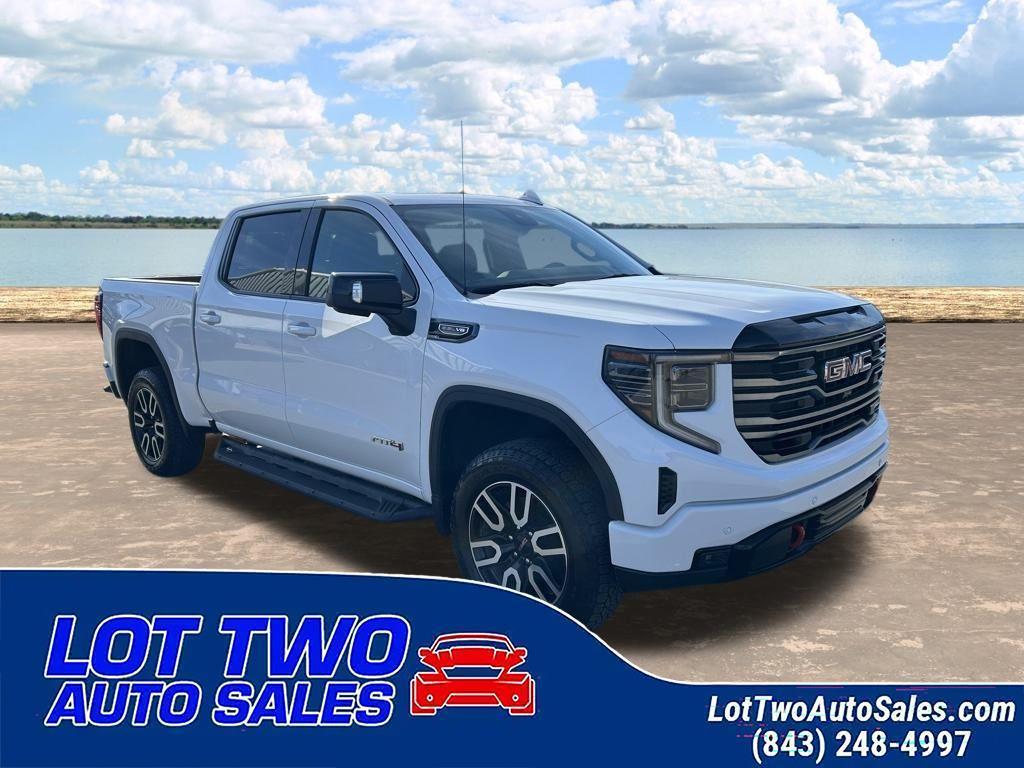 2025 GMC Sierra 1500 AT4 Crew Cab 4WD