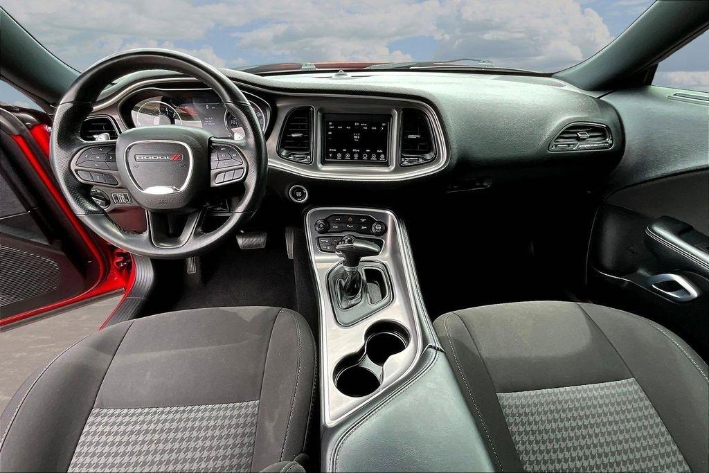 Dodge Challenger GT 2022