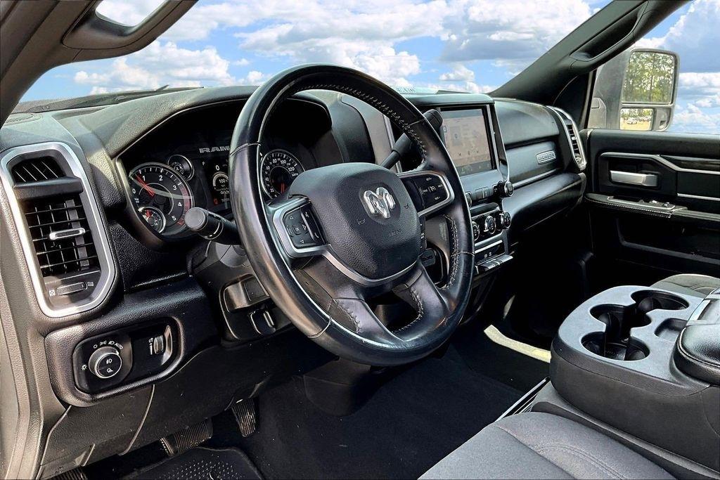 RAM 3500 Big Horn Crew Cab LWB 4WD DRW 2024