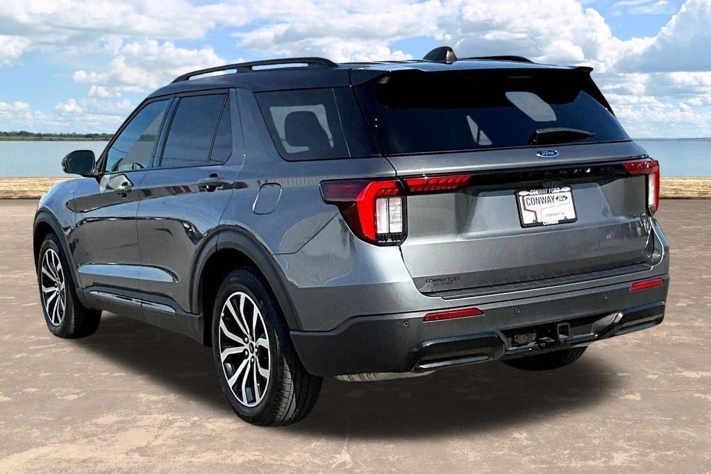 Ford Explorer ST-Line 2025
