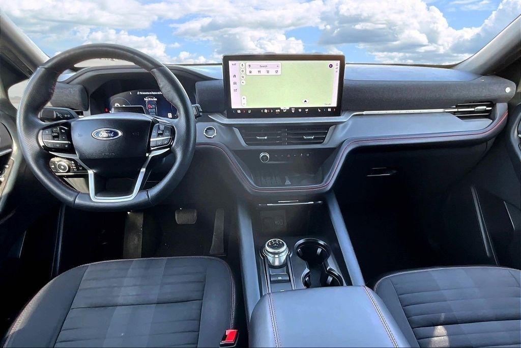 Ford Explorer ST-Line 2025