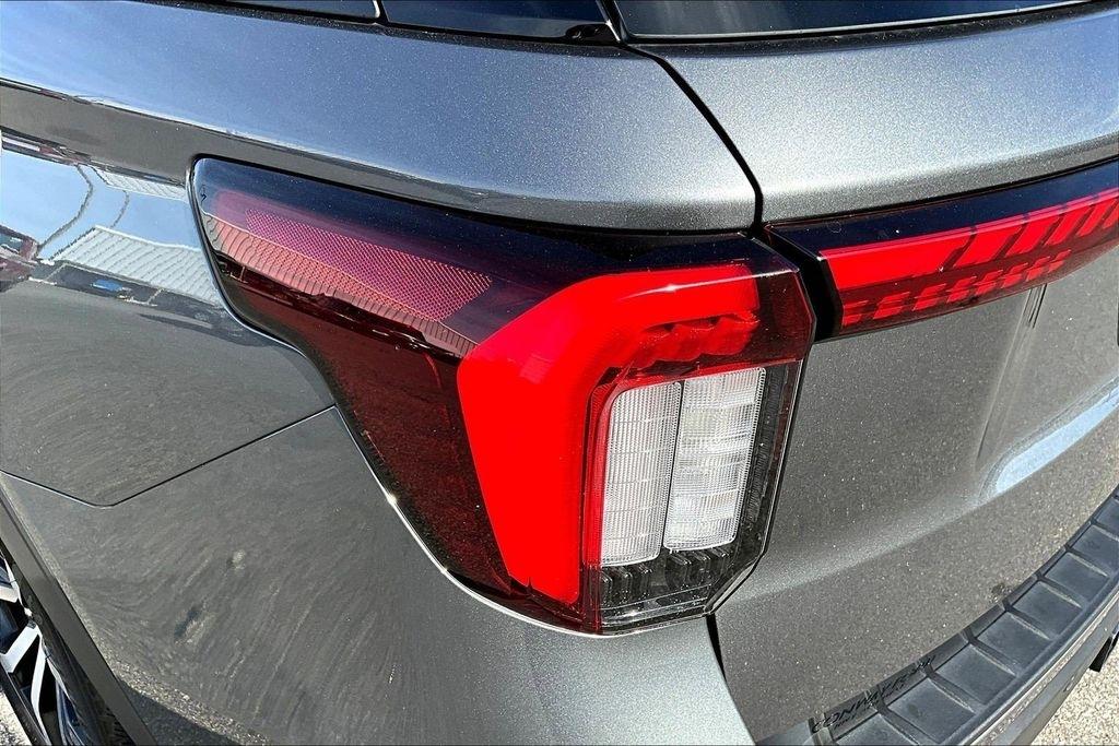Ford Explorer ST-Line 2025