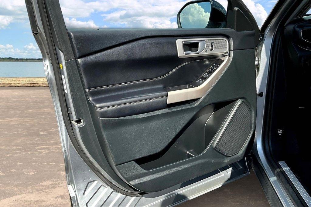 Ford Explorer Limited AWD 2023