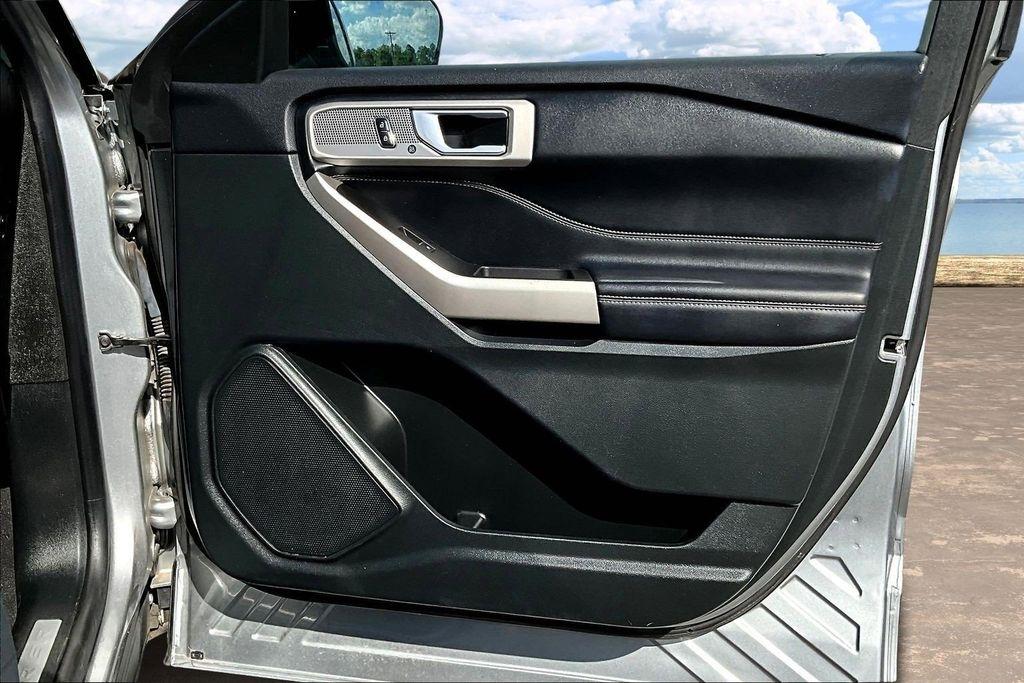 Ford Explorer Limited AWD 2023