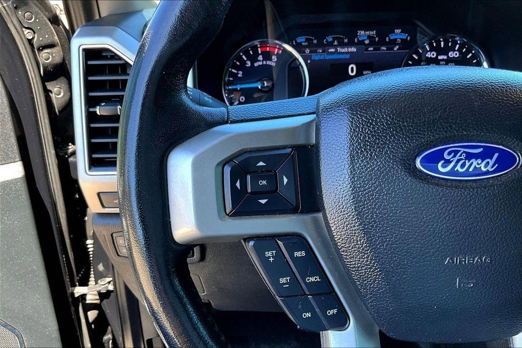 Ford F-250 SD Lariat Crew Cab 4WD 2021