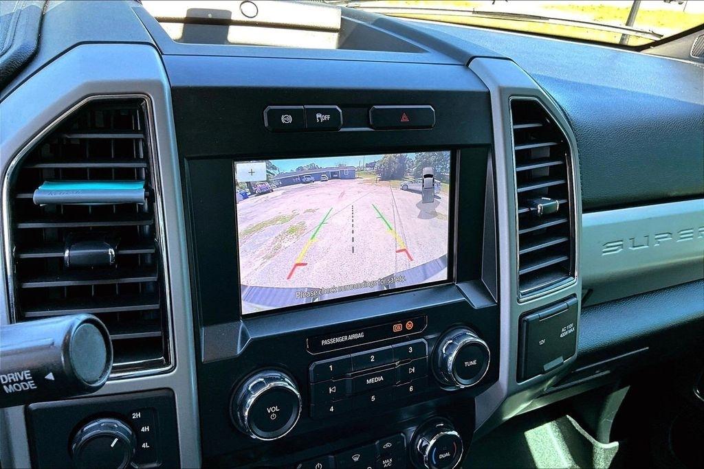 Ford F-250 SD Lariat Crew Cab 4WD 2021