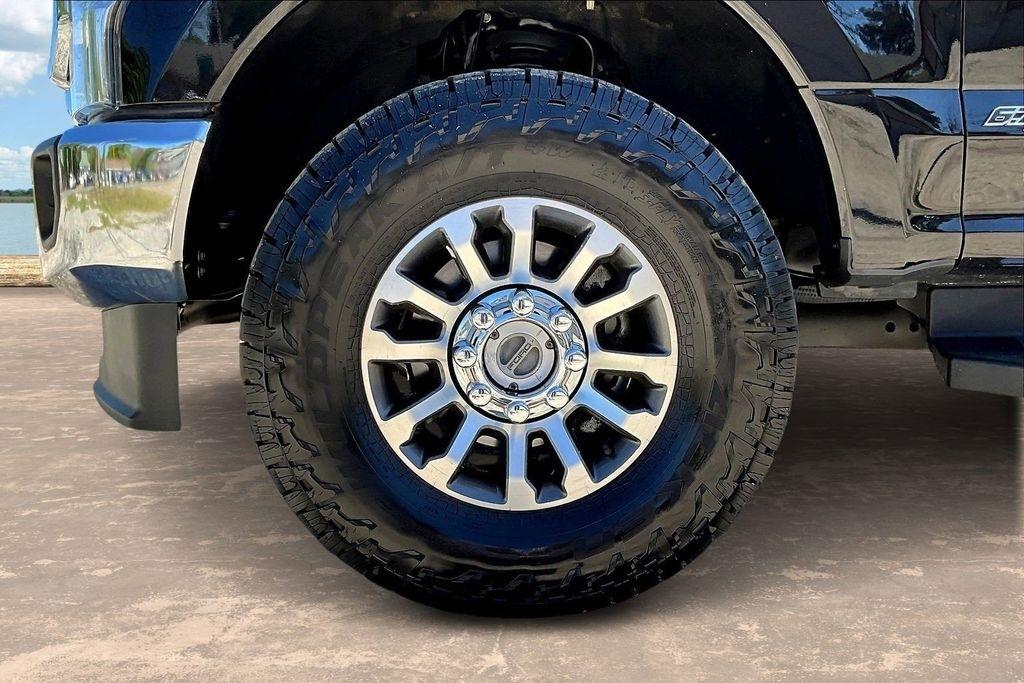 Ford F-250 SD Lariat Crew Cab 4WD 2021