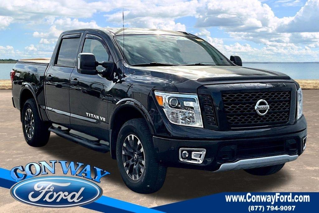 2018 Nissan Titan PRO-4X Crew Cab 4WD