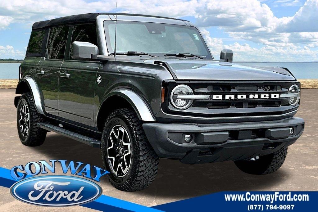 Ford Bronco Base 4-Door w/Advanced 2023