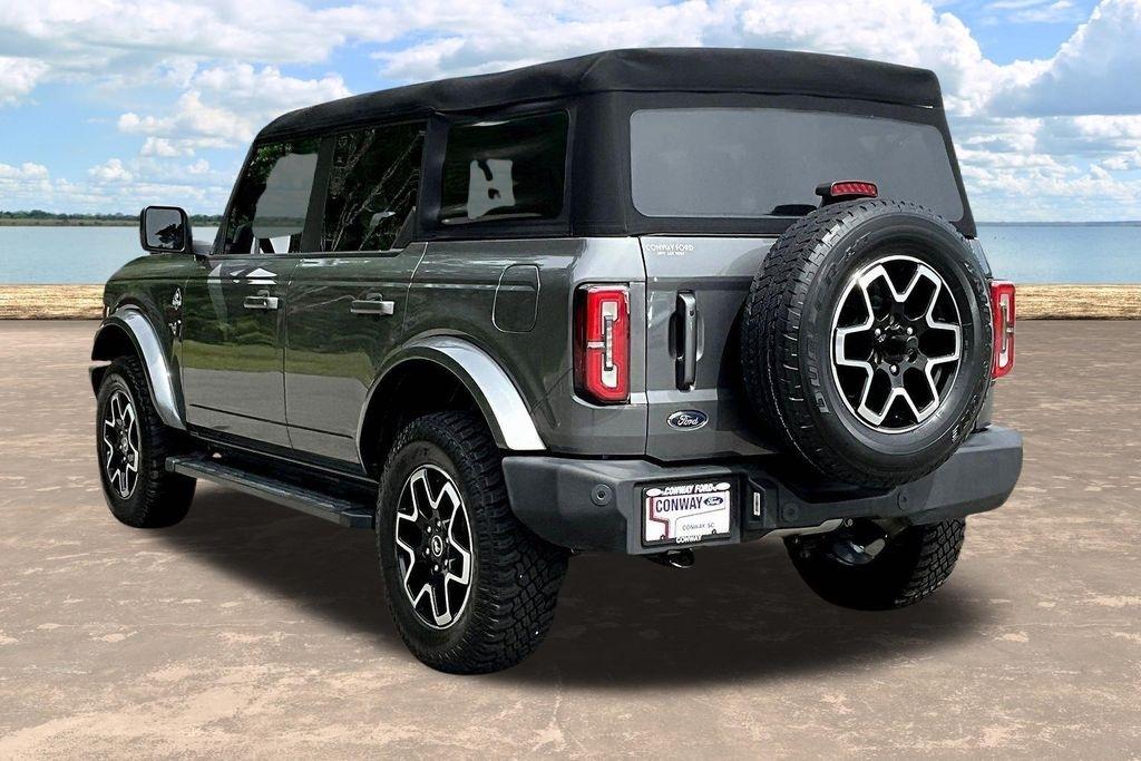 Ford Bronco Base 4-Door w/Advanced 2023