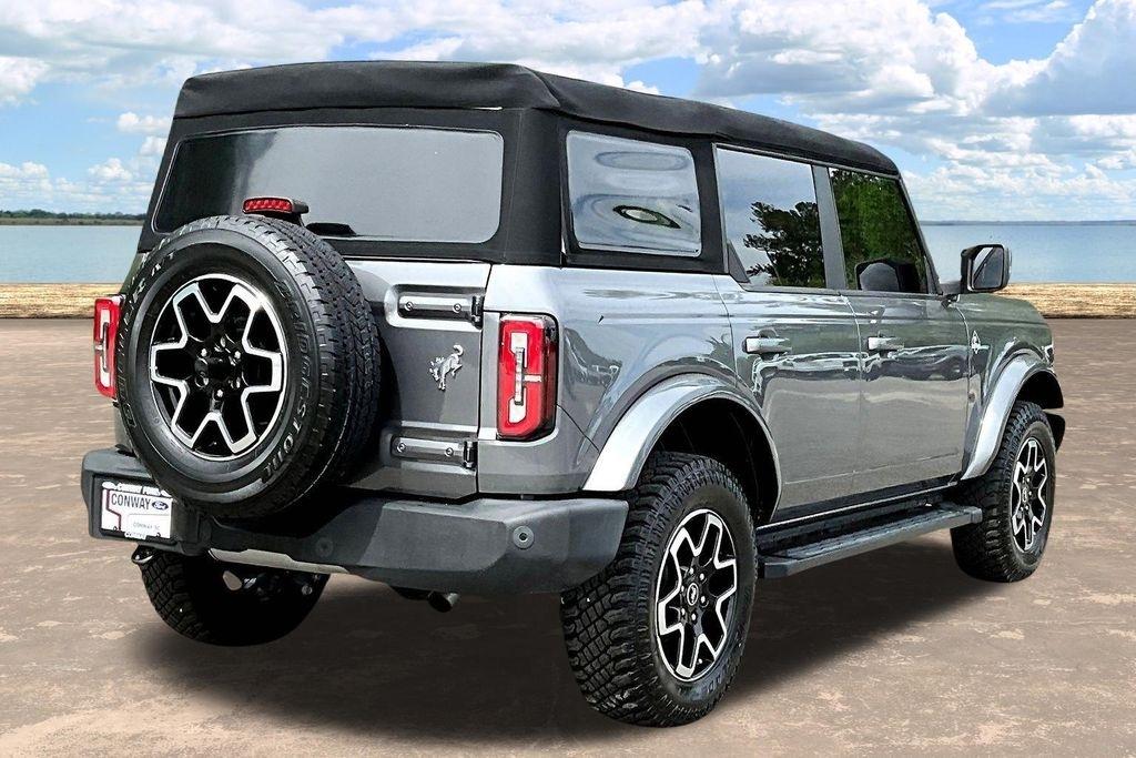 Ford Bronco Base 4-Door w/Advanced 2023