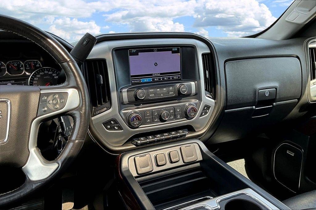 GMC Sierra 1500 SLT Crew Cab Long Box 4WD 2018