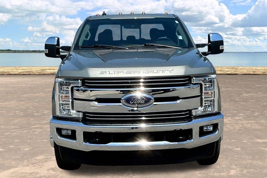 Ford F-350 SD Lariat Crew Cab Long Bed DRW 4WD 2019
