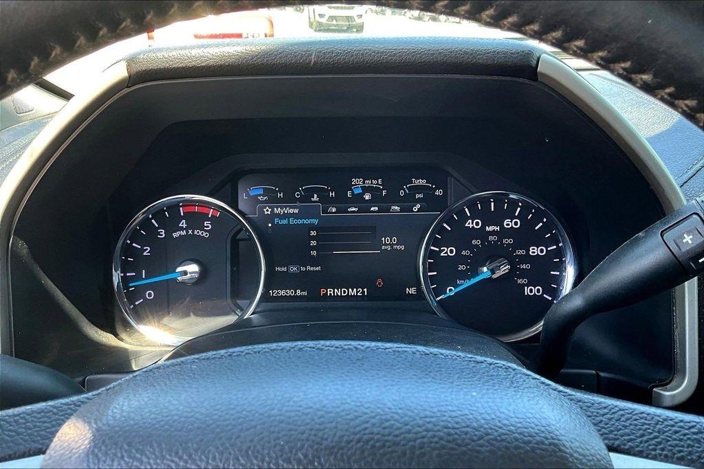 Ford F-350 SD Lariat Crew Cab Long Bed DRW 4WD 2019