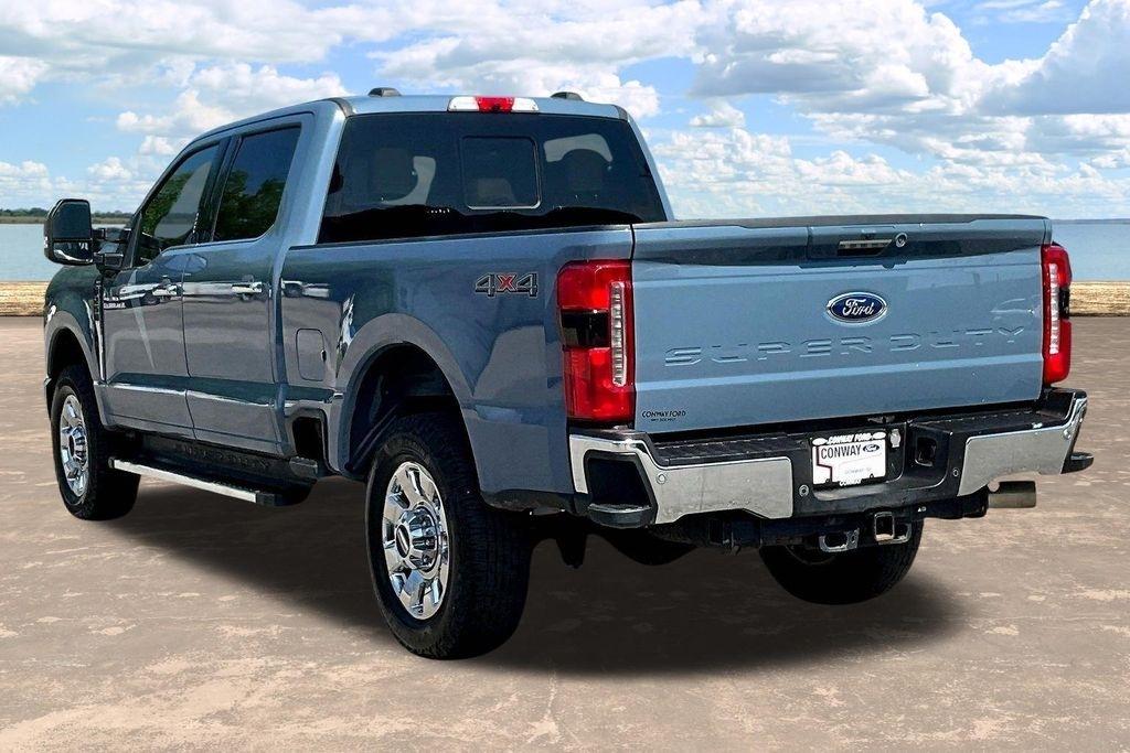 Ford F-250 SD XL Crew Cab 4WD 2023