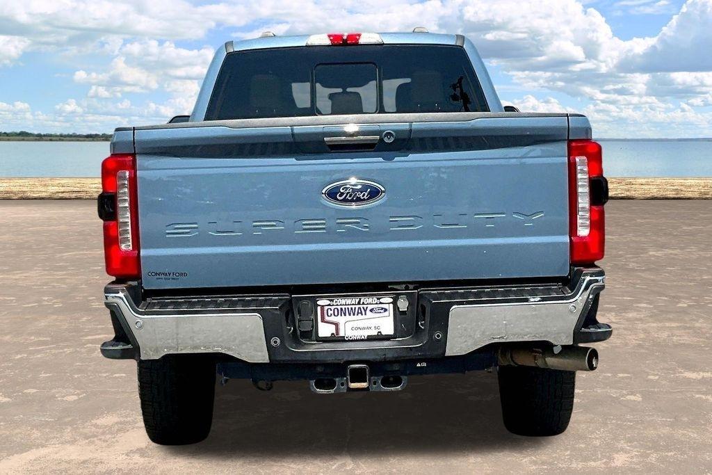 Ford F-250 SD XL Crew Cab 4WD 2023
