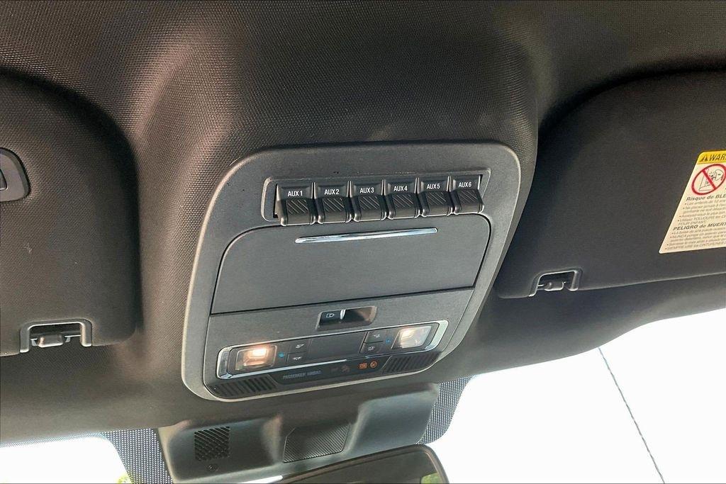 Ford F-250 SD XL Crew Cab 4WD 2023