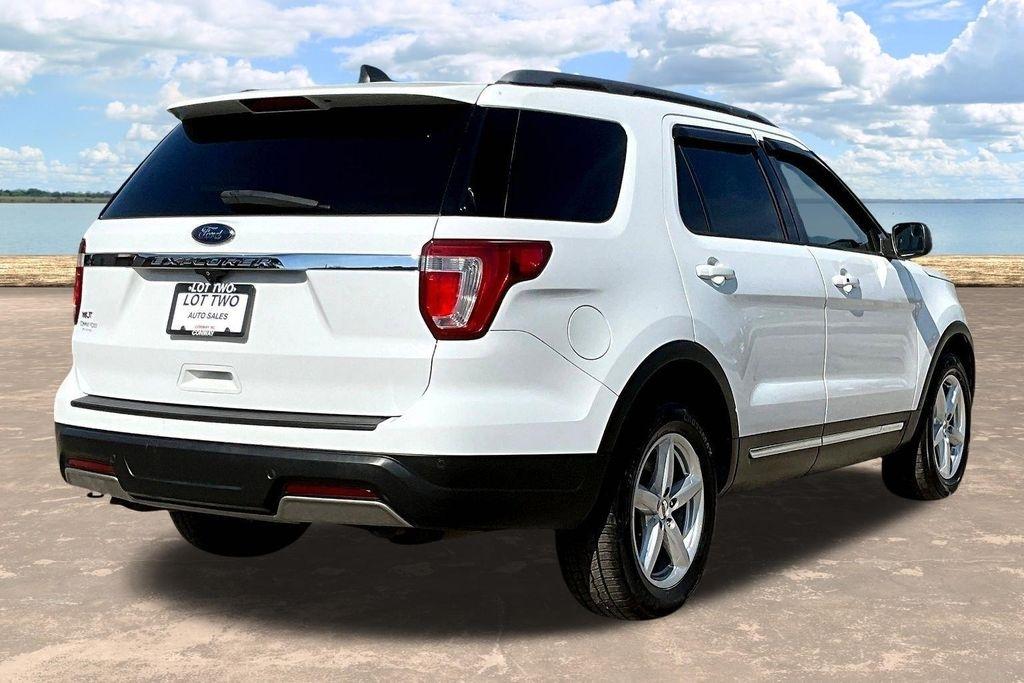 Ford Explorer XLT FWD 2019