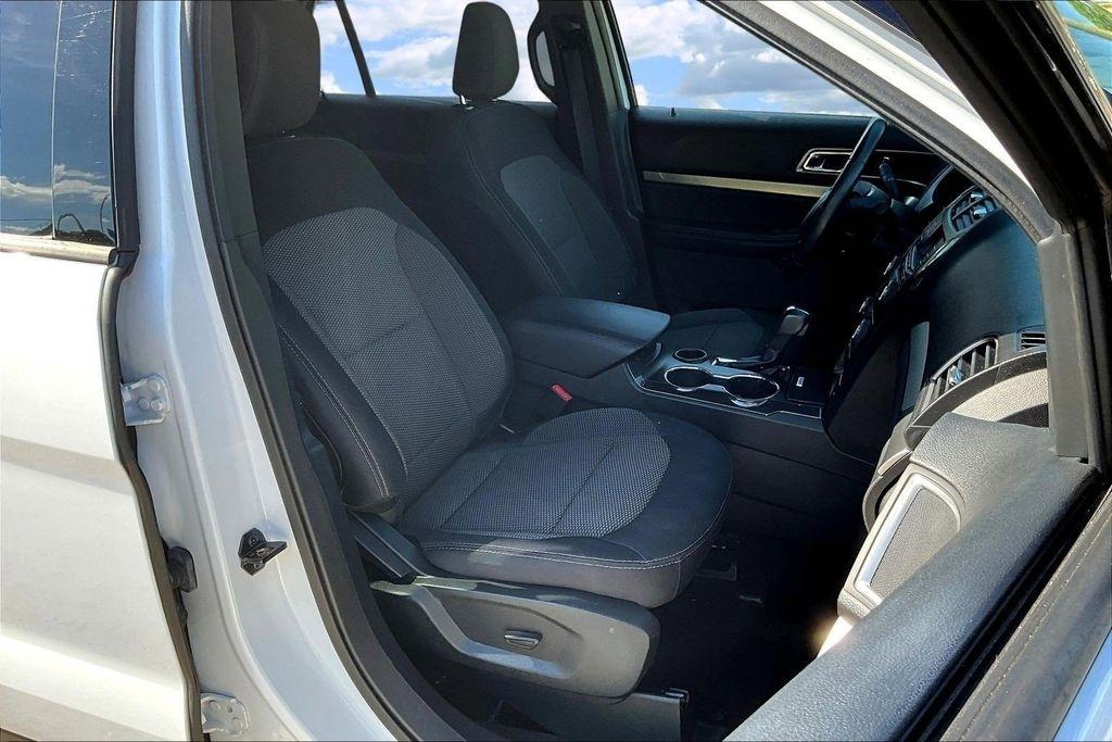 Ford Explorer XLT FWD 2019