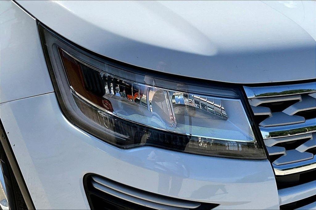 Ford Explorer XLT FWD 2019