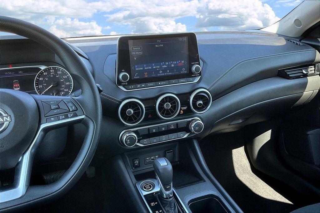 Nissan Sentra SV 2025