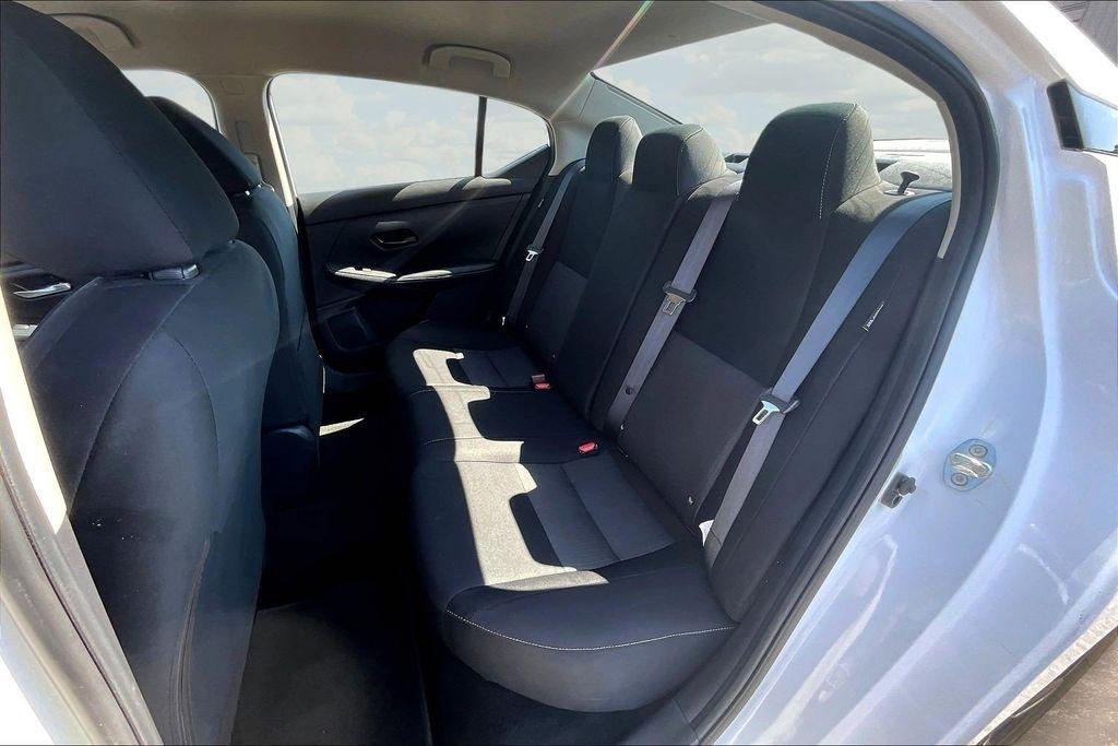 Nissan Sentra SV 2025