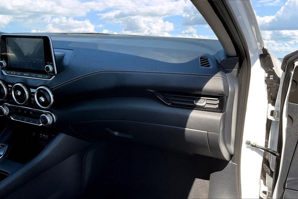 Nissan Sentra SV 2025