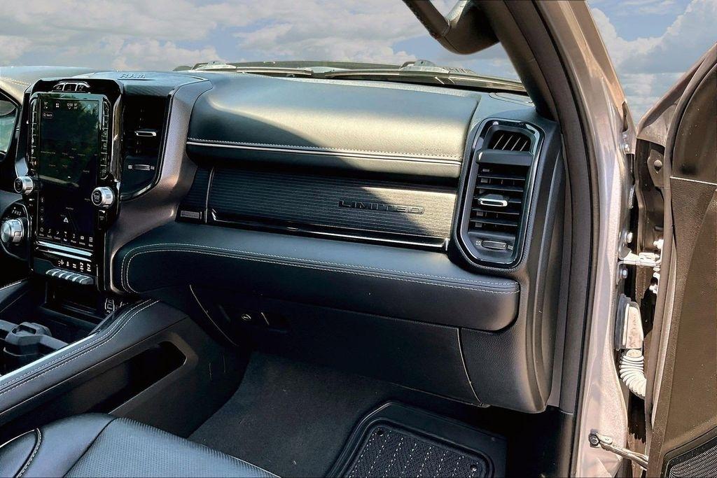 RAM 1500 Limited Crew Cab SWB 4WD 2023