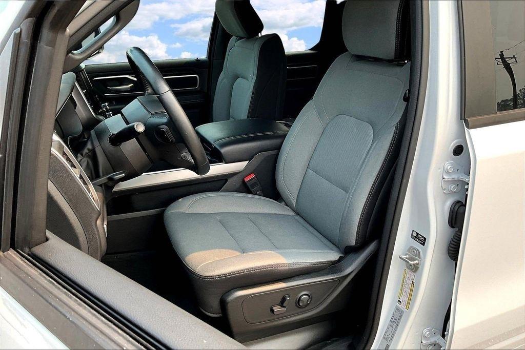 RAM 1500 Big Horn Quad Cab 2WD 2023