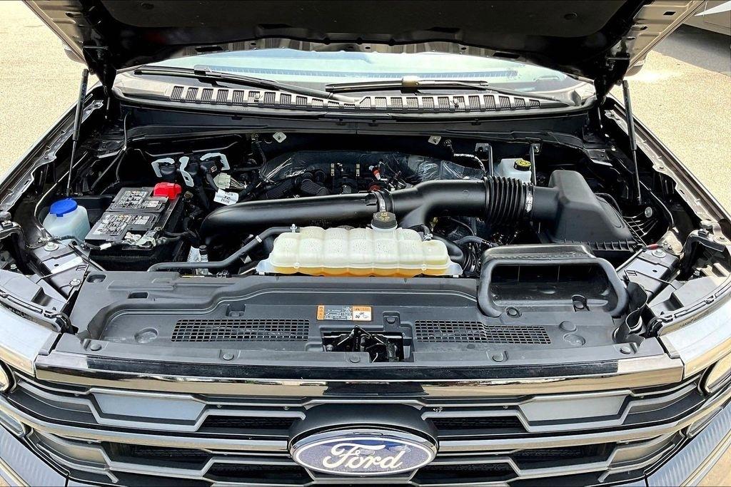 Ford Expedition Active 4WD 2025