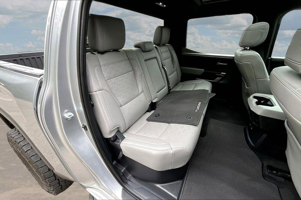 Toyota Tundra Limited CrewMax 4WD 2025