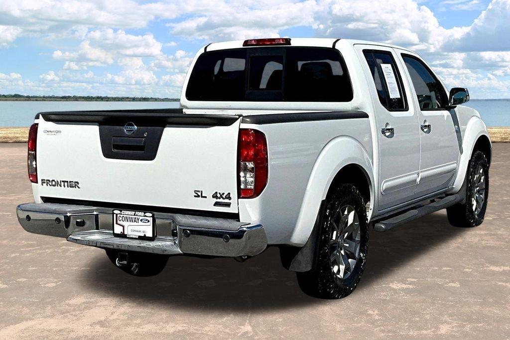 Nissan Frontier SL Crew Cab 5AT 4WD 2017