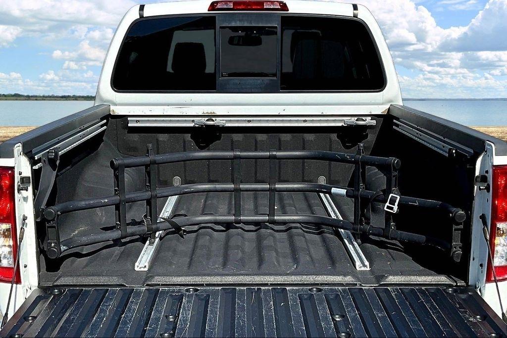 Nissan Frontier SL Crew Cab 5AT 4WD 2017
