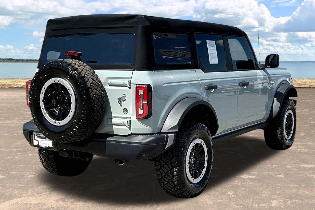 Ford Bronco Base 4-Door w/Advanced 2023