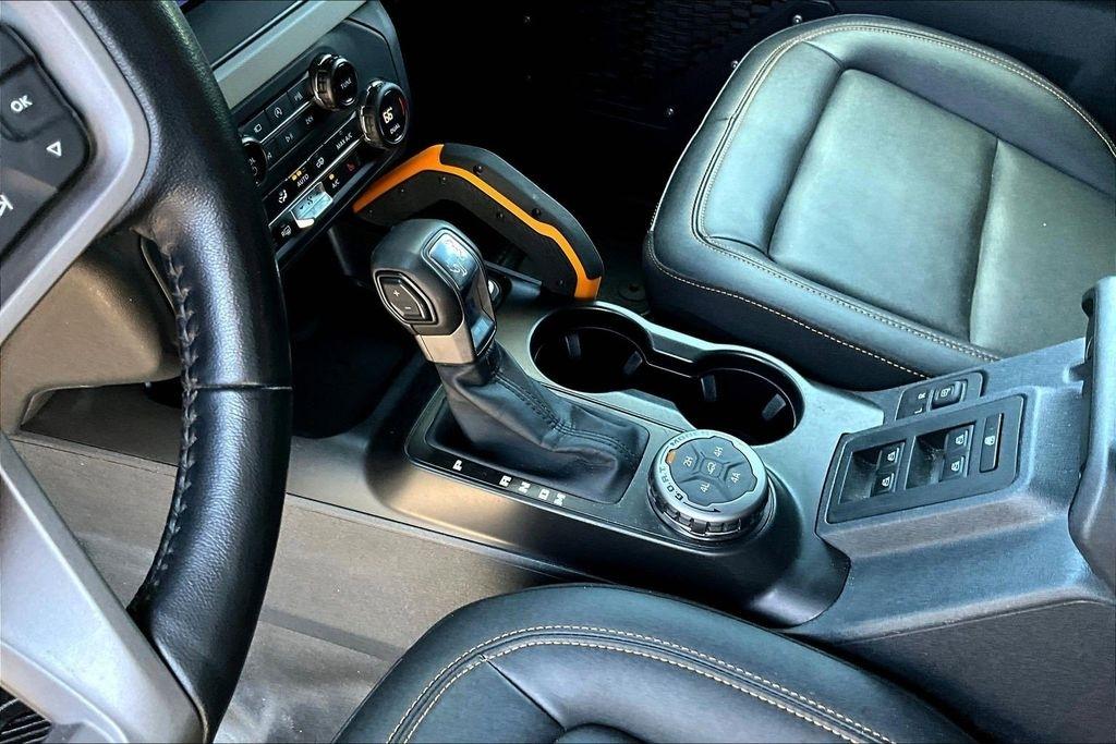 Ford Bronco Base 4-Door w/Advanced 2023