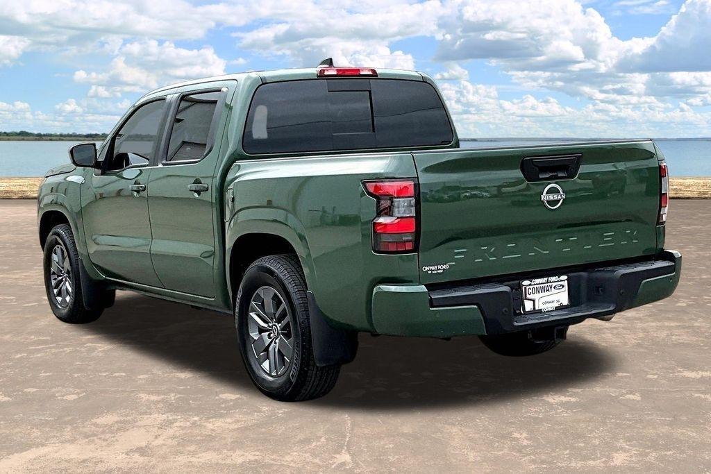Nissan Frontier SV Crew Cab 2WD 2025