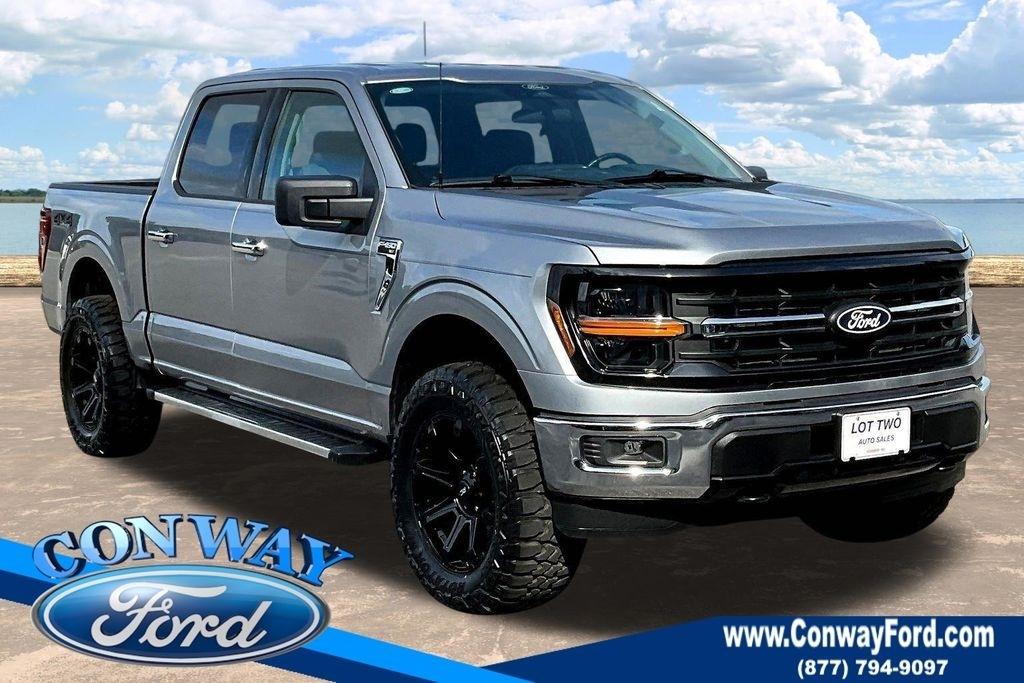 Ford F-150 XLT SuperCrew 4WD 2025